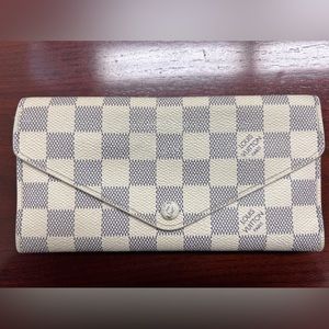 LOUIS VUITTON Josephine Damier Azur Wallet White